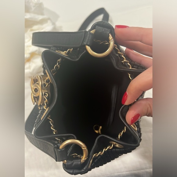 chanel Drawstring Bucket Bag - Picture 3 of 6